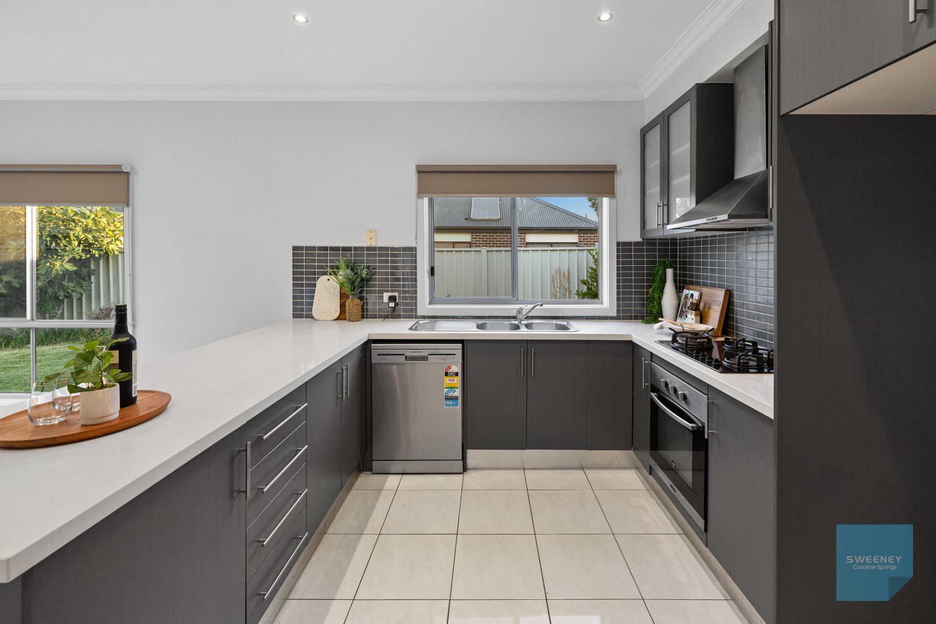 17 Derwent Close, Caroline Springs - Thumbnail 6
