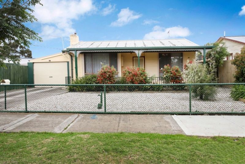 98 Darnley Street, Braybrook Sweeney Estate Agents