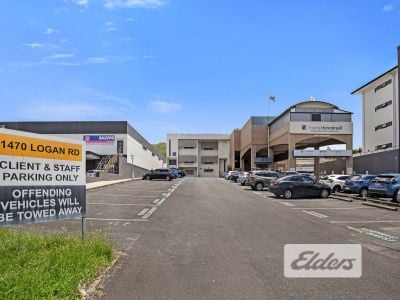 FULLY LEASED MOUNT GRAVATT FREESTANDER