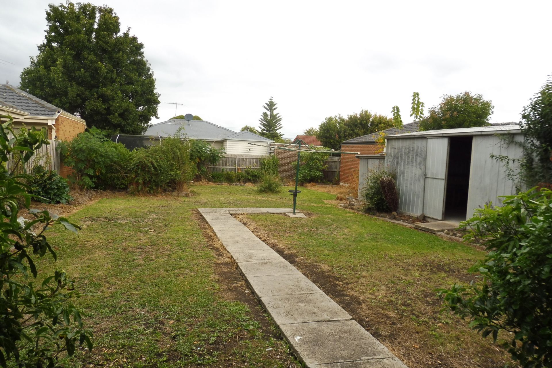 2 BEDROOM HOME IN PRIME LOCATION