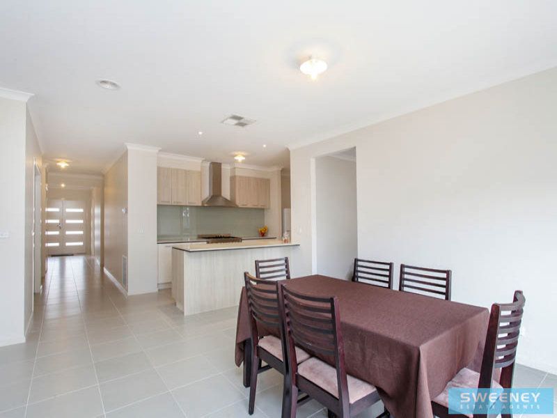 31 Pembroke Crescent, Derrimut - Thumbnail 4