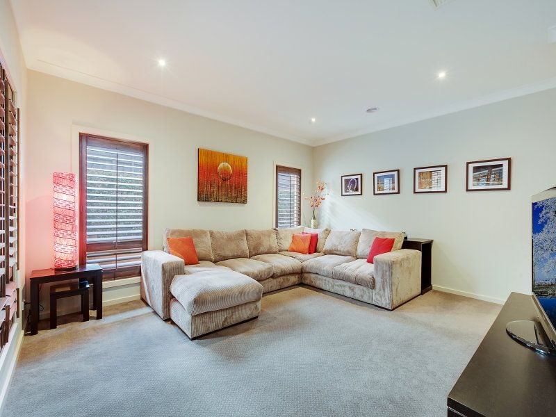 39 Vista Way SOUTH MORANG, South Morang - Thumbnail 4