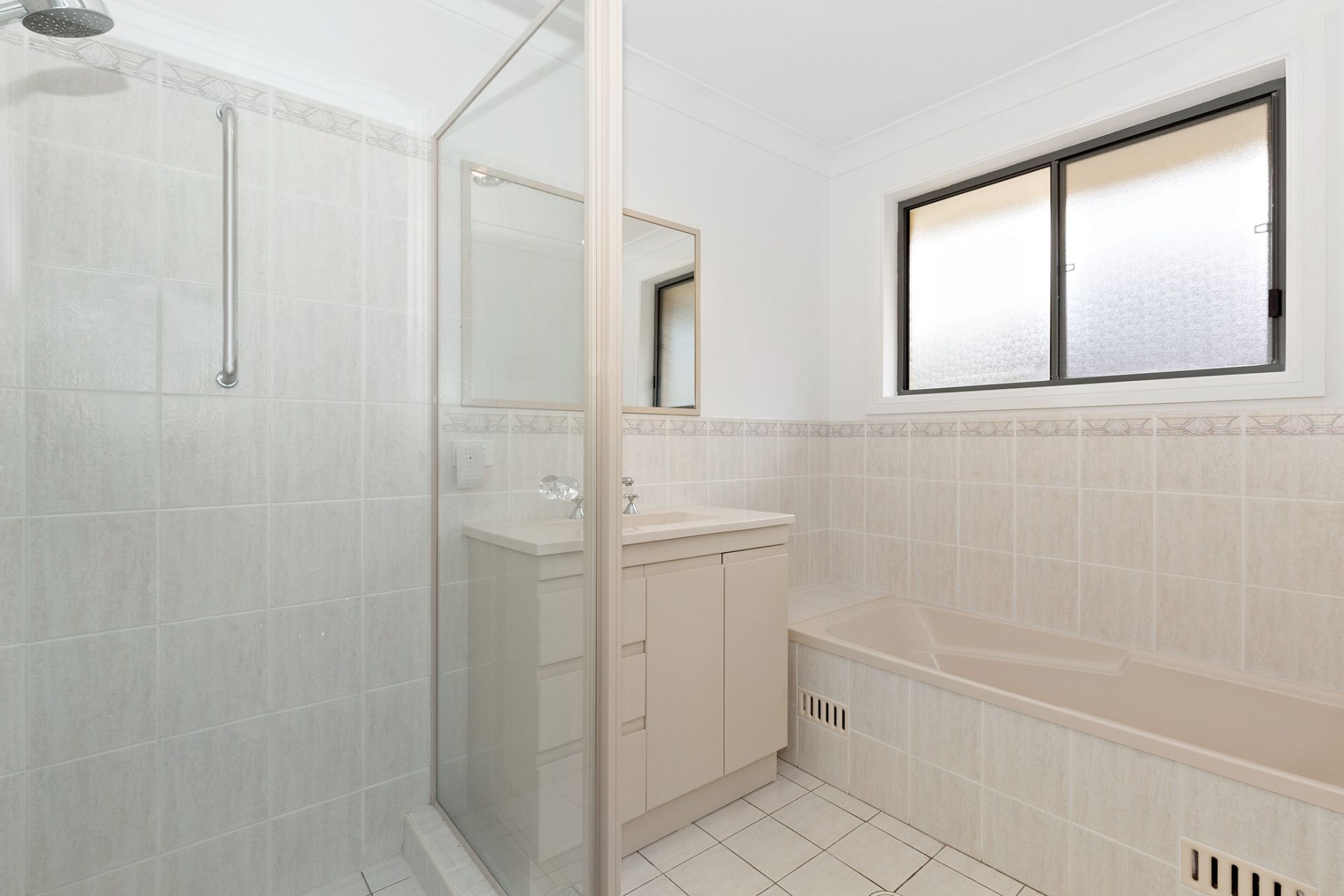 Real Estate For Lease 1/5 Turrug Street Whitebridge , NSW