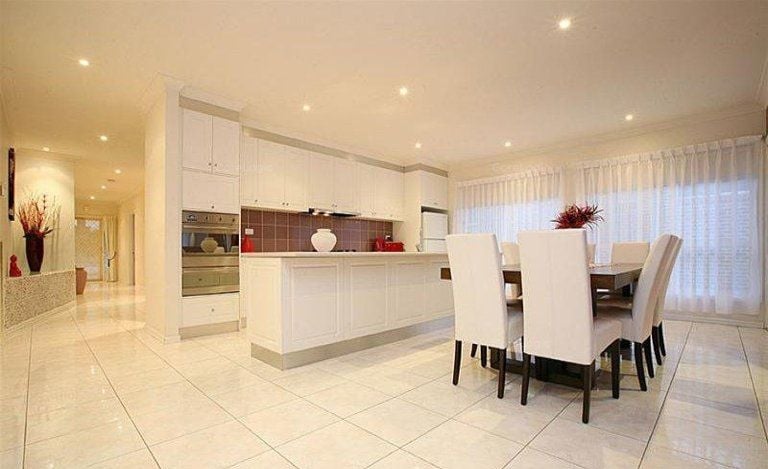 STUNNING FAMILY HOME FOR ALL