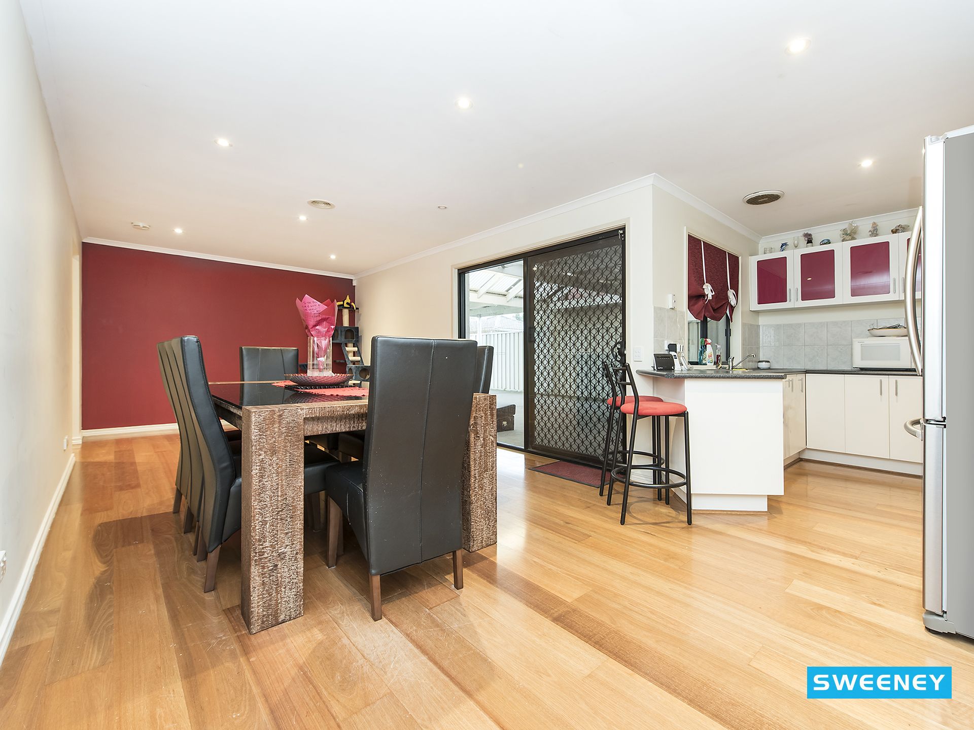 27 O'Donnell Drive, Caroline Springs - Thumbnail 6