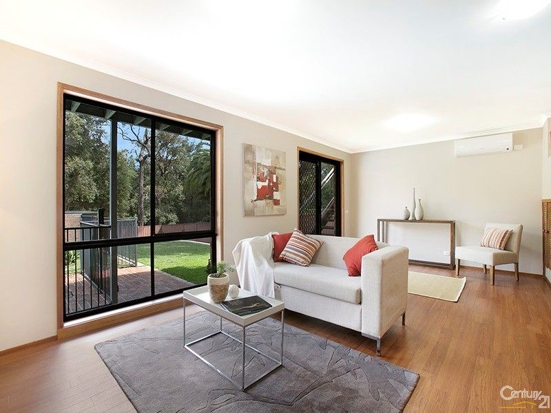 18 Dillwynnia Grove, HEATHCOTE, Heathcote - Thumbnail 5