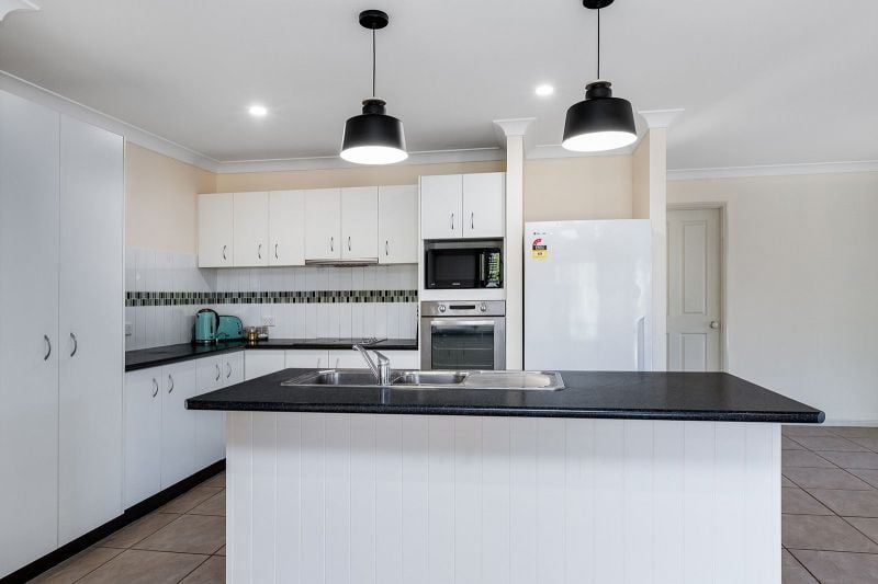12 Brushbox Place Upper Caboolture QLD, Upper Caboolture - Thumbnail 4