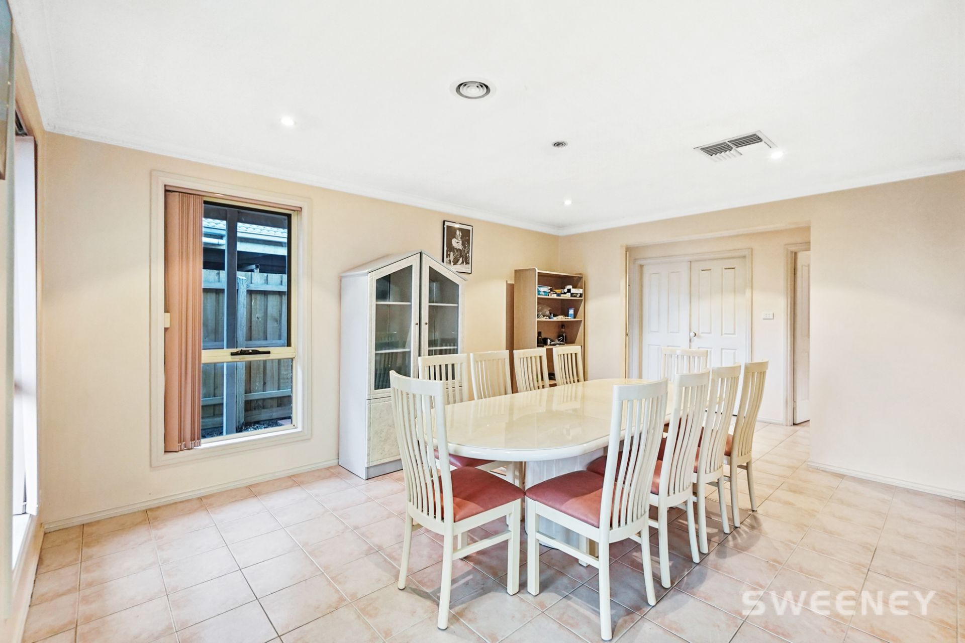 8 McAree Court, Altona Meadows - Thumbnail 3