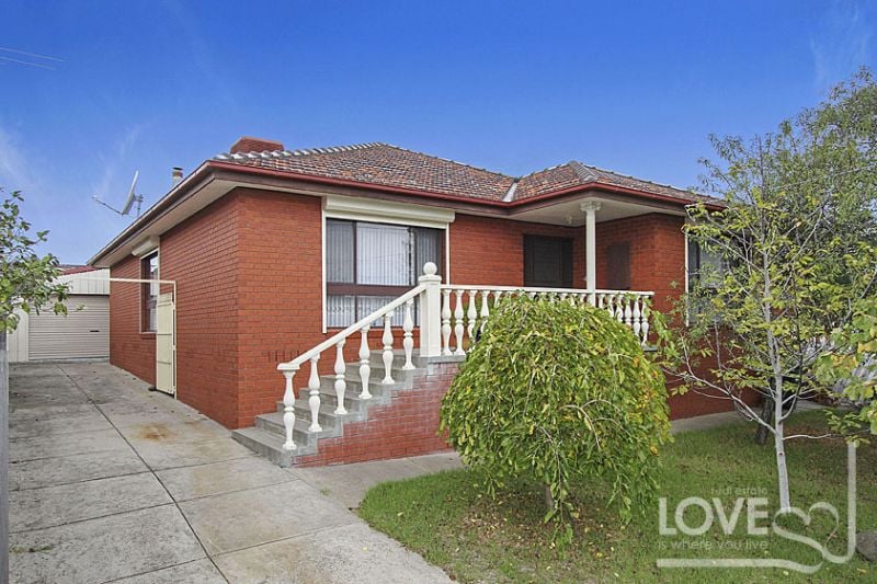 34 Carrington Boulevard, Thomastown