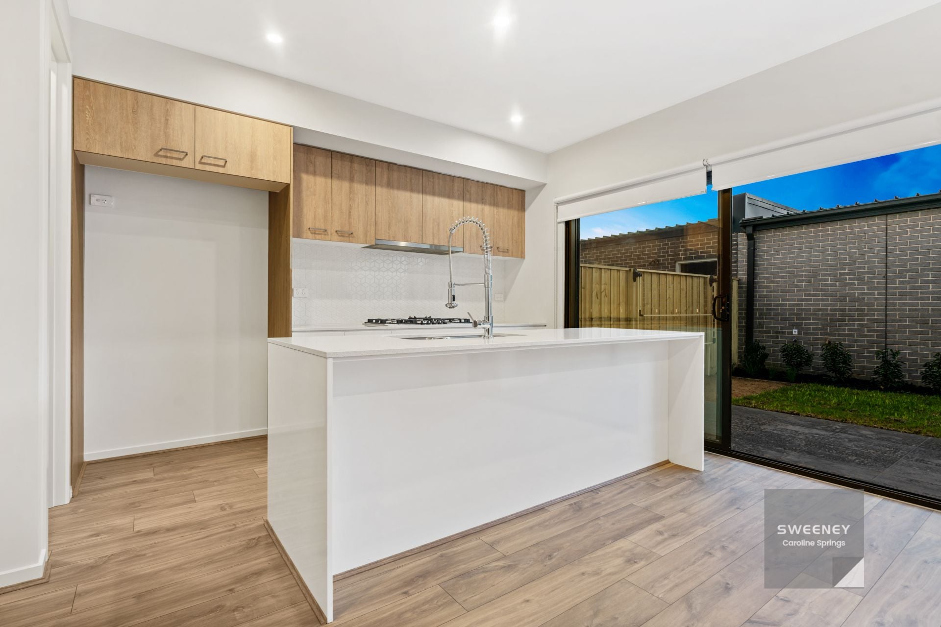 70 Featherwood Drive, Aintree - Thumbnail 4