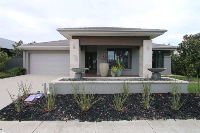 33 Dashing Road, Craigieburn