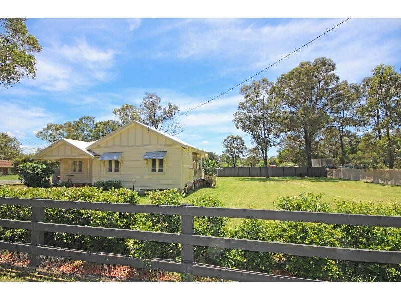 43 Walker Parade, Riverstone - Thumbnail 2
