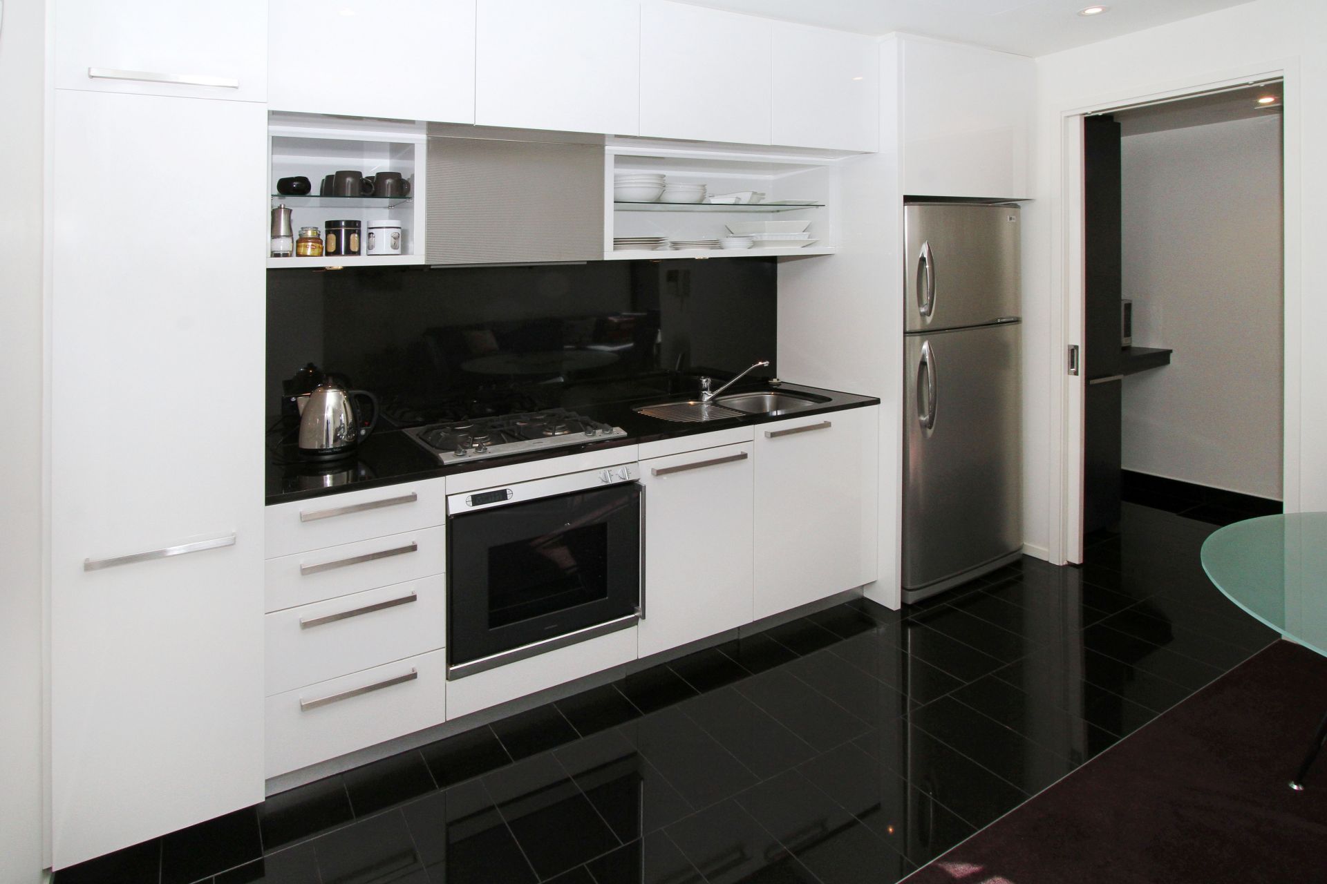 1109/7 Riverside Quay, Southbank - Thumbnail 5