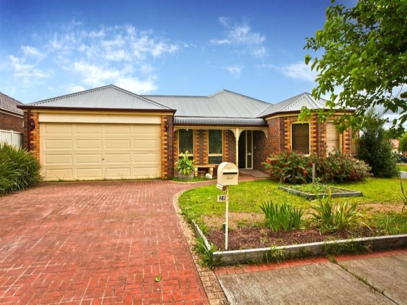 28 Ranmore Grove, Caroline Springs - Thumbnail 2