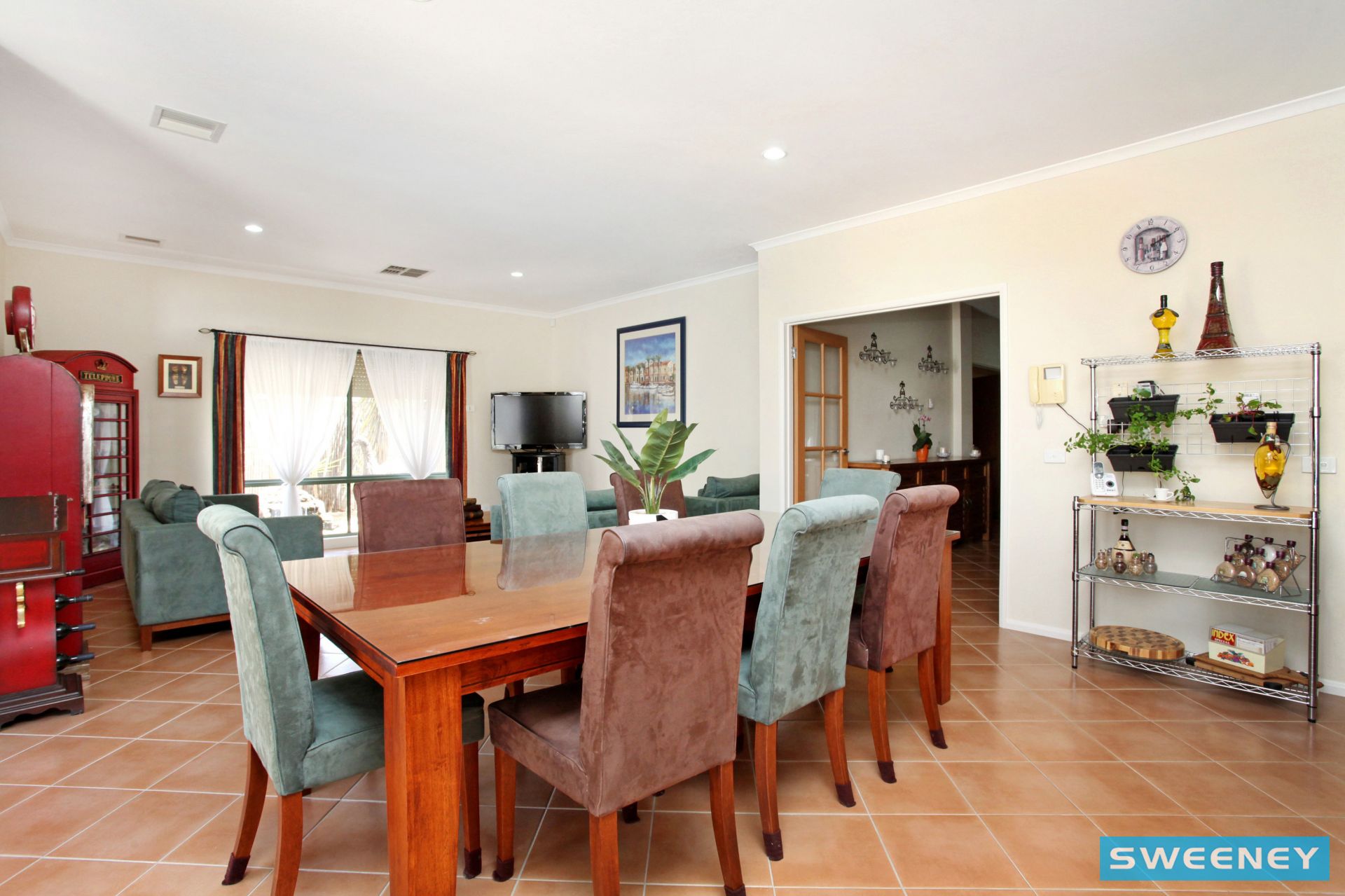 13 Highbury Close, Caroline Springs - Thumbnail 8