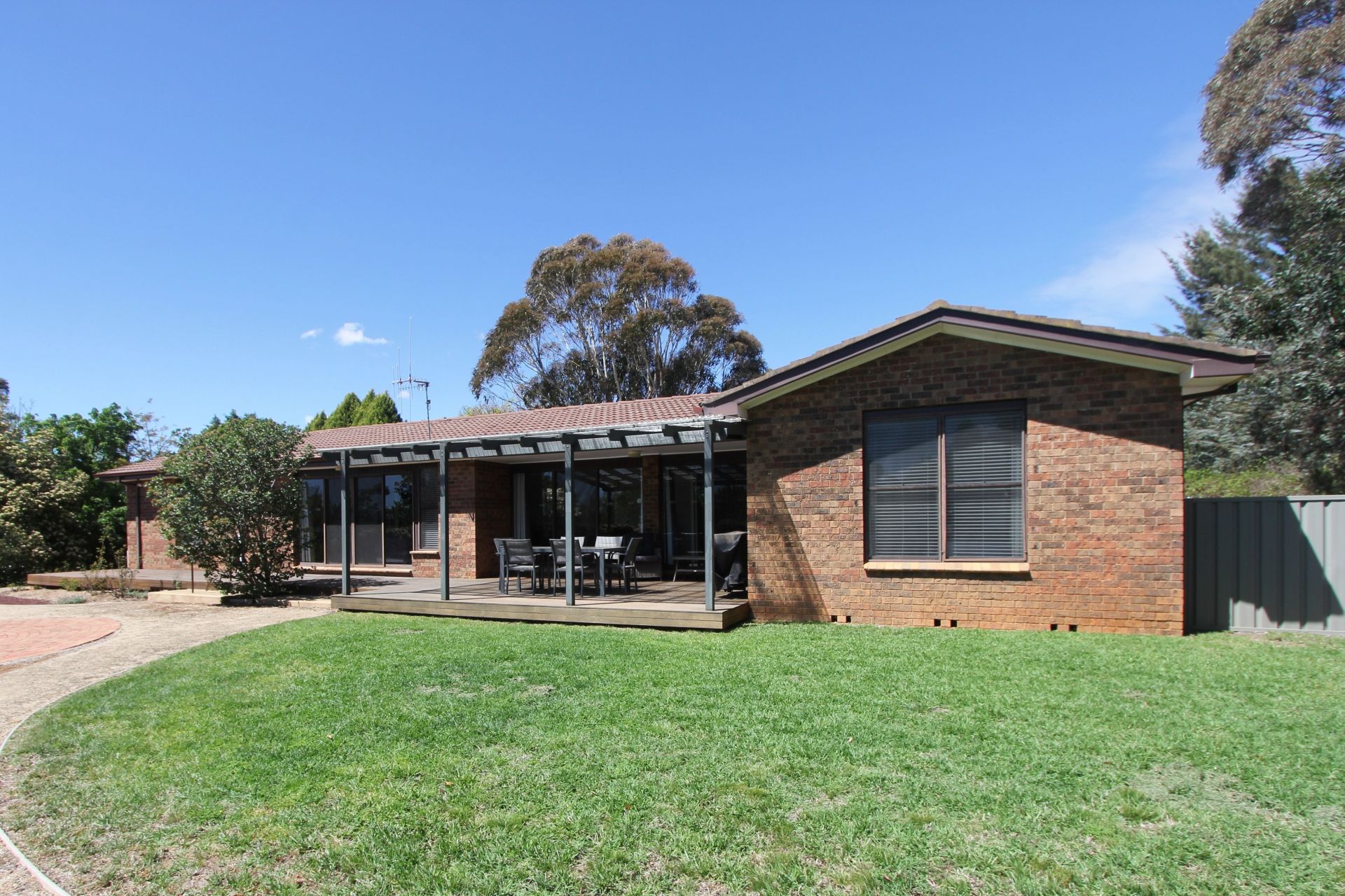 8 Greenaway Place, Goulburn Goulburn First National Real Estate