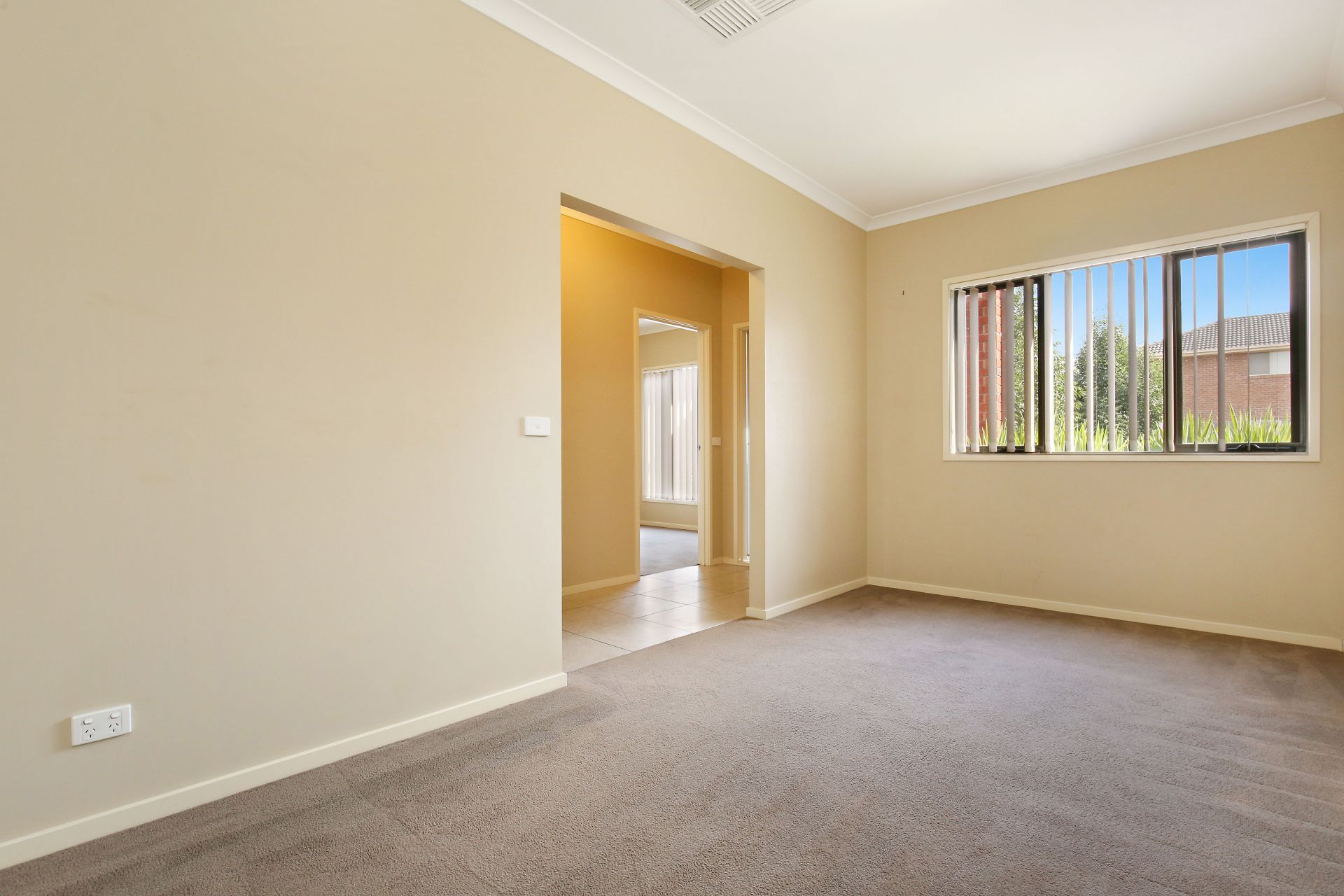 IDEALLY LOCATED FAMILY HOME!