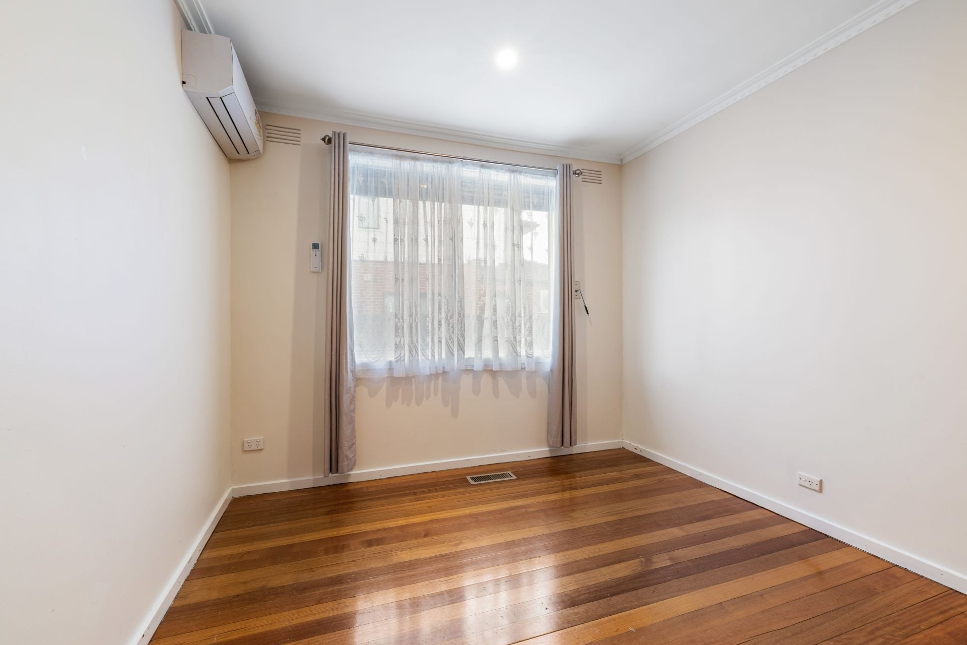 Comfortable Living with Ample Space