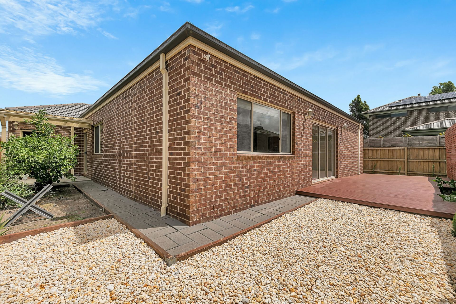 Stunning 3-Bedroom & Rumpus & Study Family Home in Epping – Spacious and Secure Living!