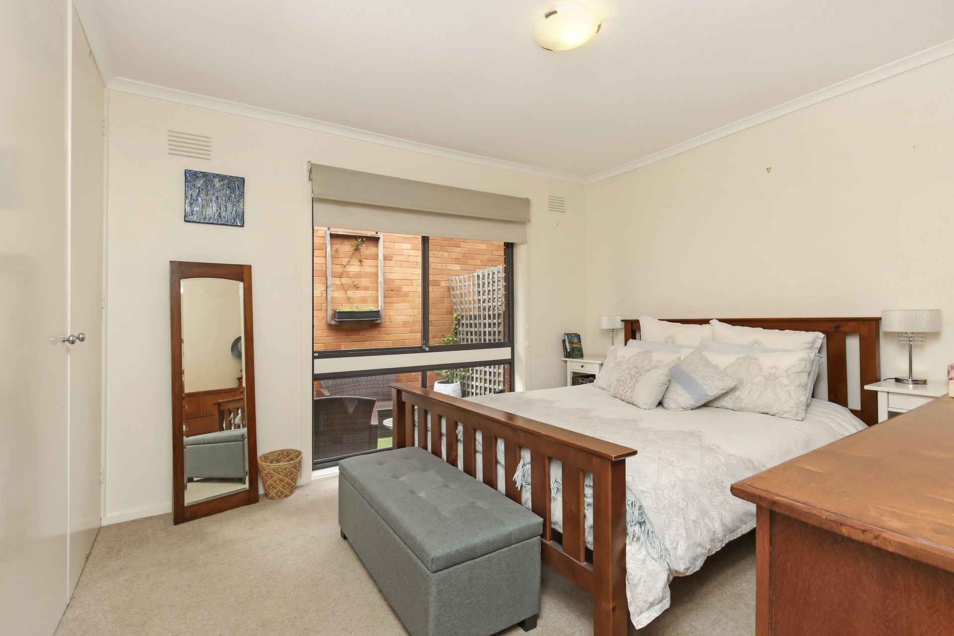 Beautifully presented two bedroom villa style unit