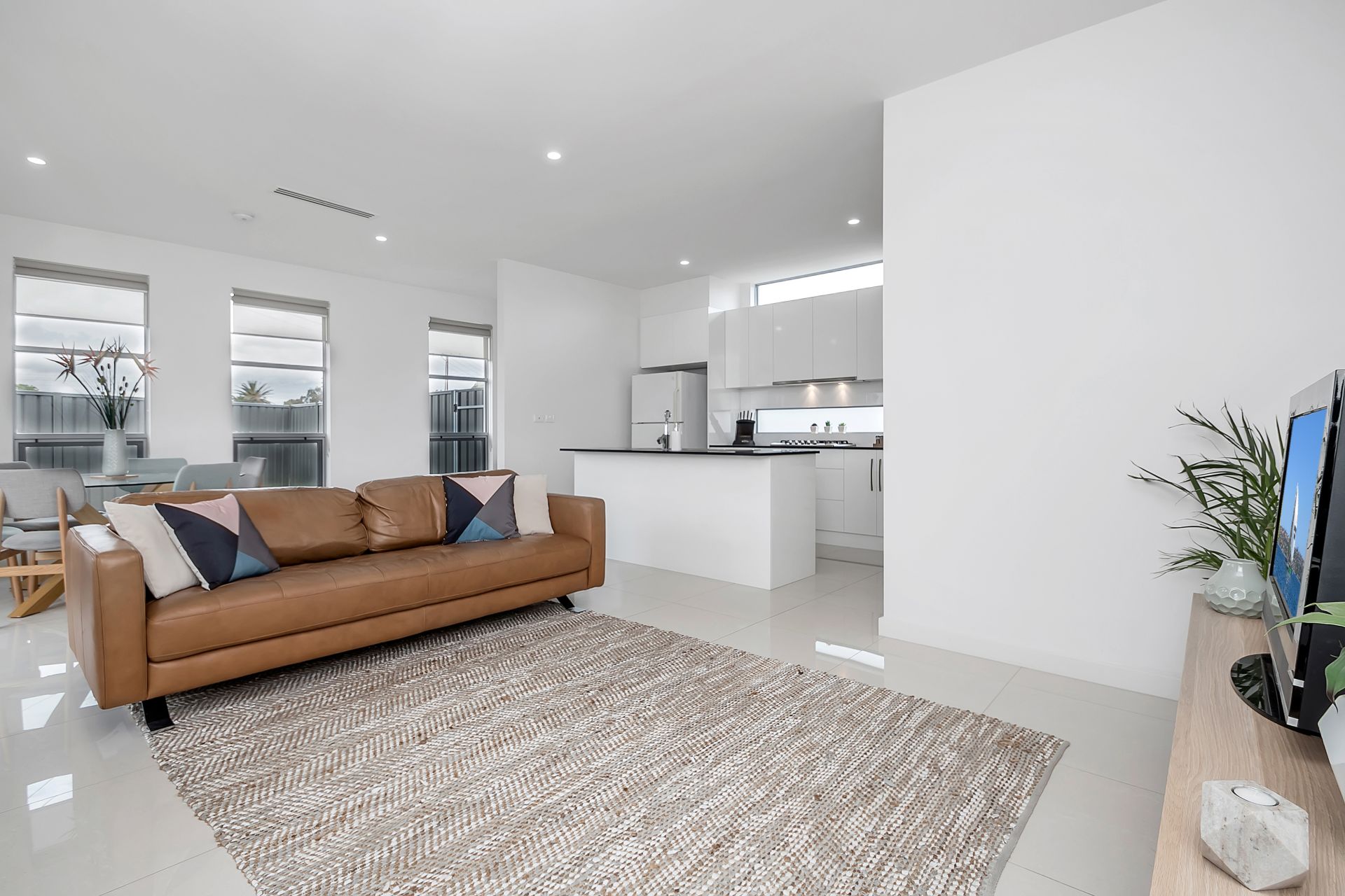 1/30 West Lakes Boulevard, Albert Park - Thumbnail 6