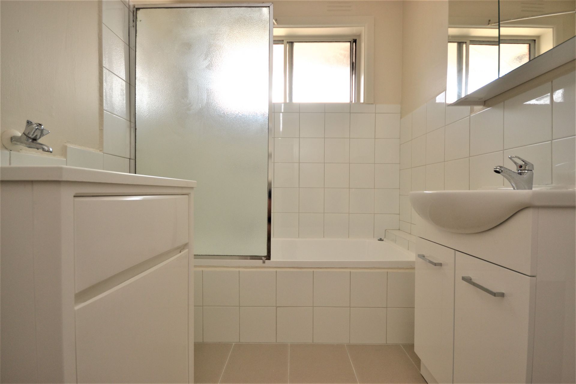 LIGHT BRIGHT AND SPACIOUS