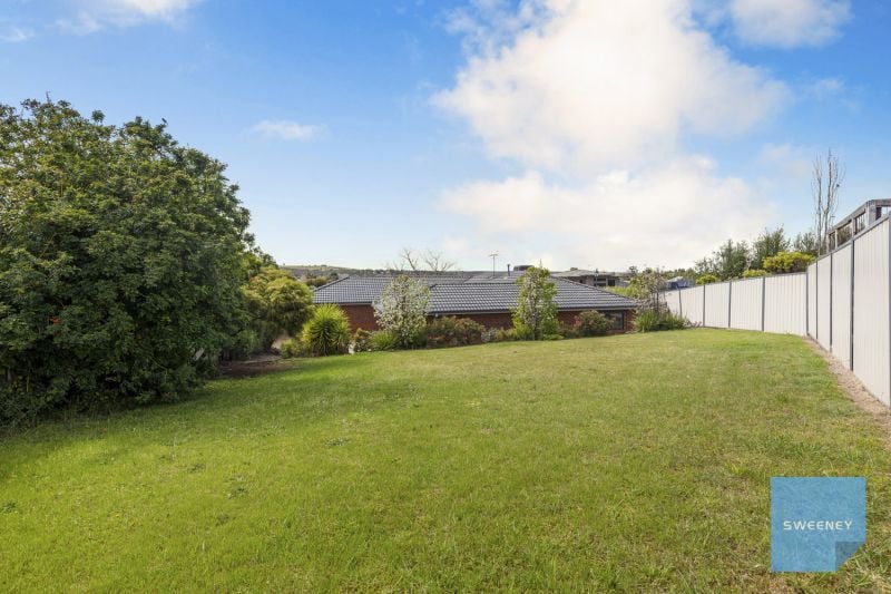 52 Grantleigh Drive, Darley Sweeney Estate Agents