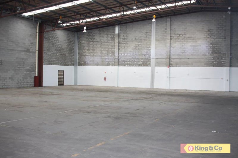 Prime 951sqm Office/warehouse!