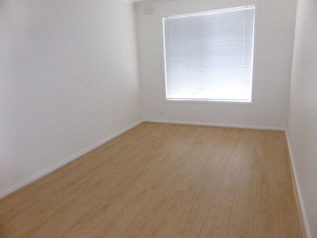 RENOVATED WONDER IN PRIME LOCATION!!