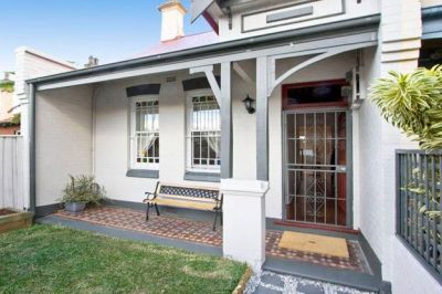 2 Llewellyn Street, Enmore