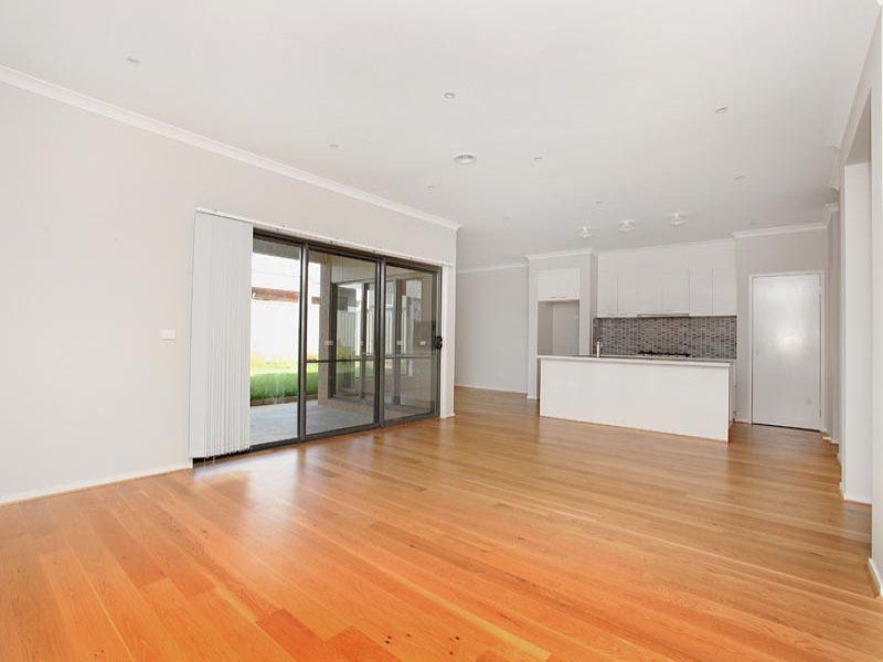27 Vintage Way, Caroline Springs - Thumbnail 4