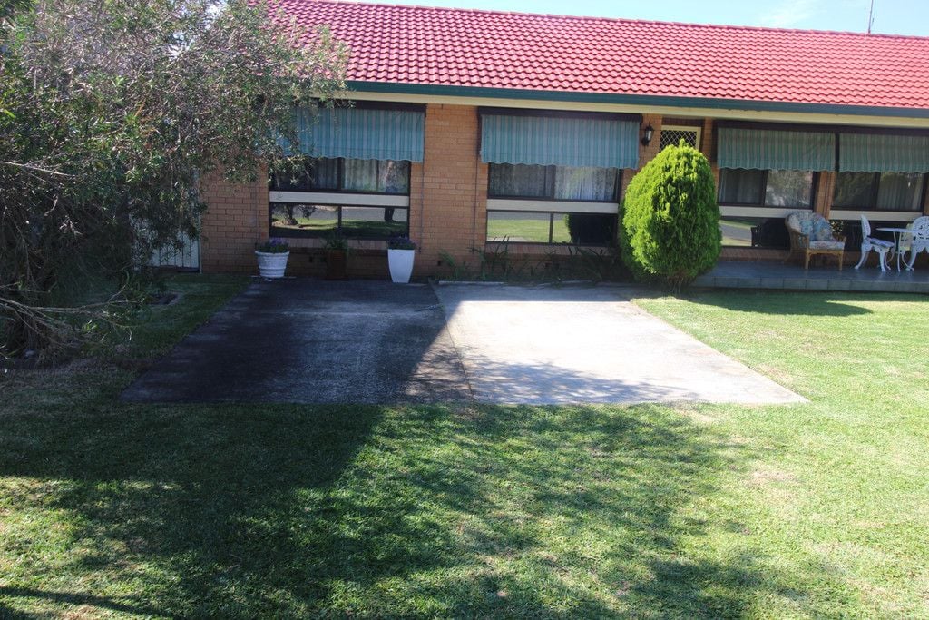 12 Pioneer St, NORTH HAVEN NSW 2443