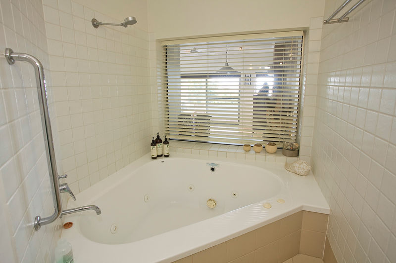 327/150 Mountjoy Parade, Lorne, VIC, Lorne - Thumbnail 4