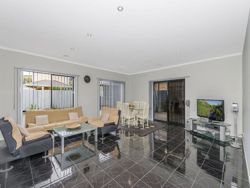 11 Cassowary Road SOUTH MORANG, South Morang - Thumbnail 7