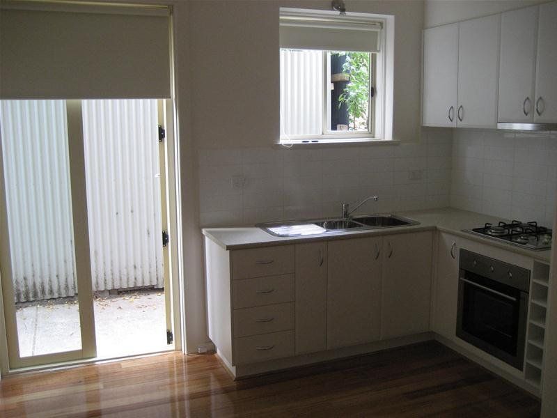 2/115 Gold Street, Collingwood