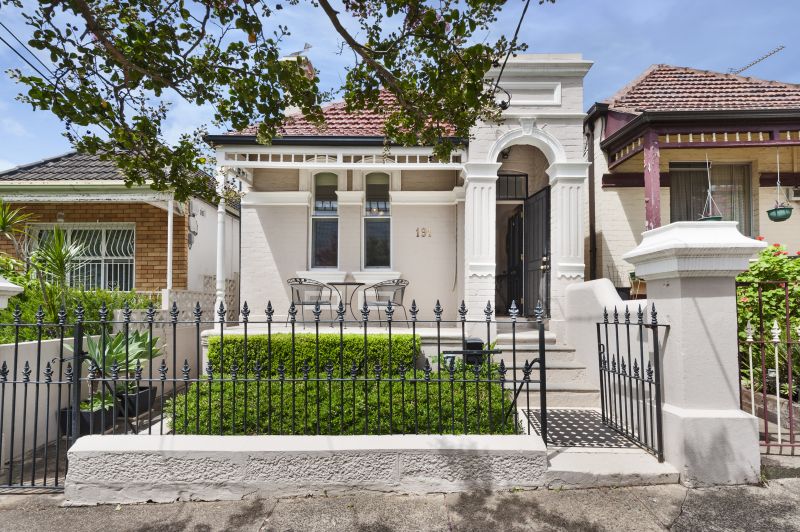 191 Albany Road, Stanmore