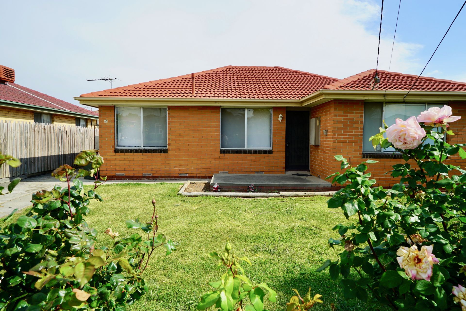 FAMILY HOME IN PERFECT LOCATION
