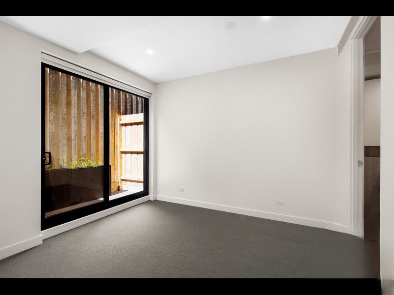 2/1528-1530 Malvern Road, Glen Iris - Thumbnail 6