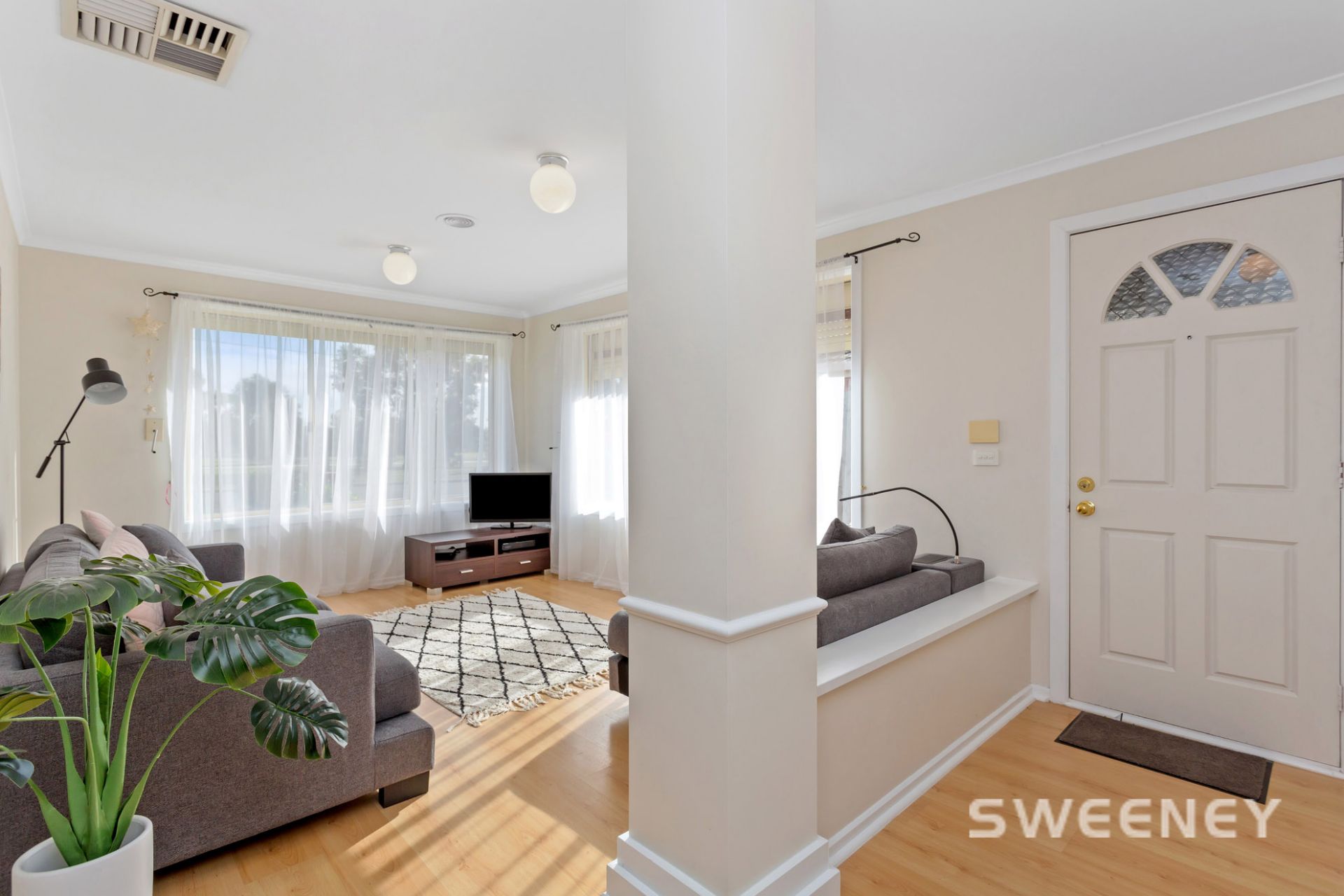 31 Henry Drive, Altona Meadows - Thumbnail 4