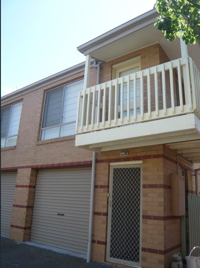 28 Crichton Lane Kensington VIC, Kensington - Thumbnail 2