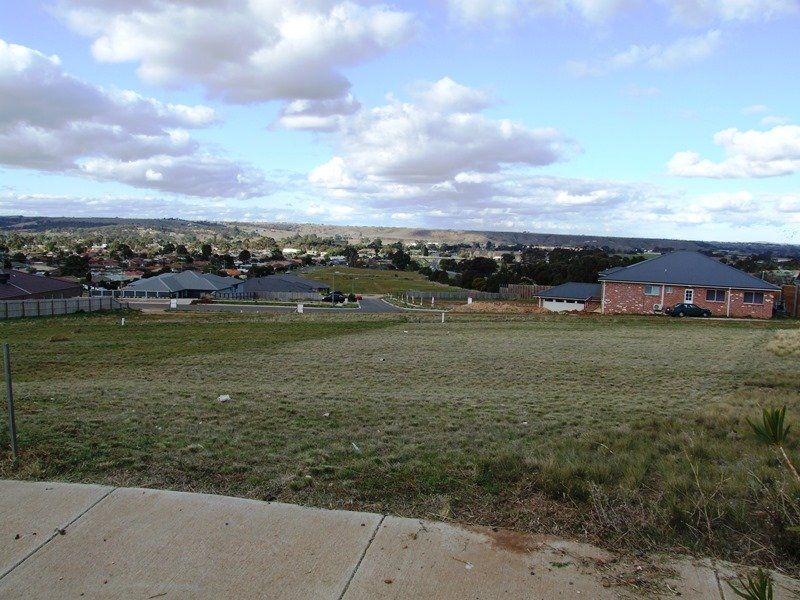 Meridie Way, Bacchus Marsh - Thumbnail 3