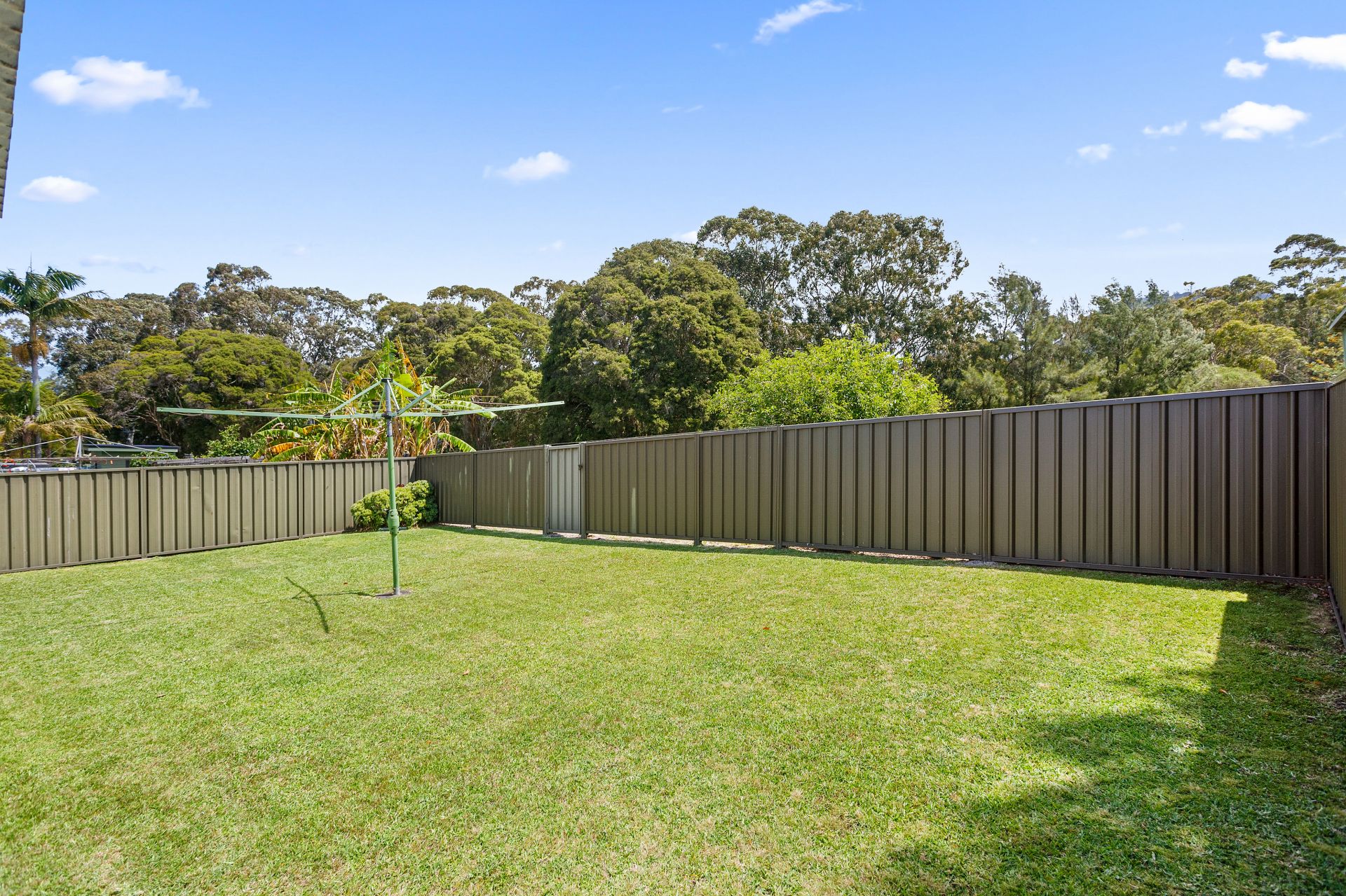 Real Estate For Sale 16 Gowan Brae Avenue Mount Ousley , NSW