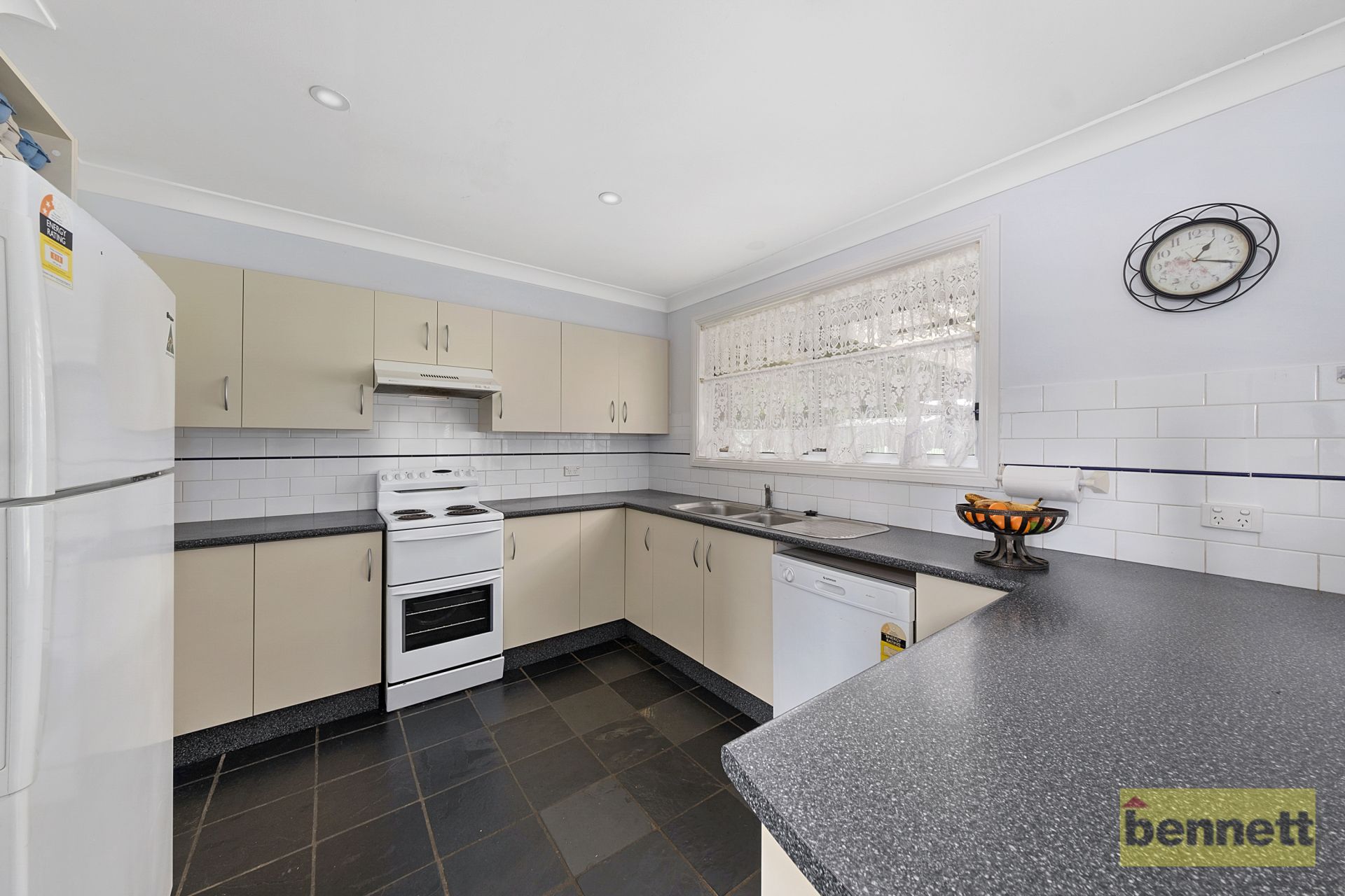 10 Londonderry Road, Hobartville - Thumbnail 5