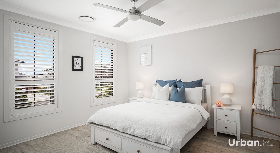 Colebee 51 Coronato Parade