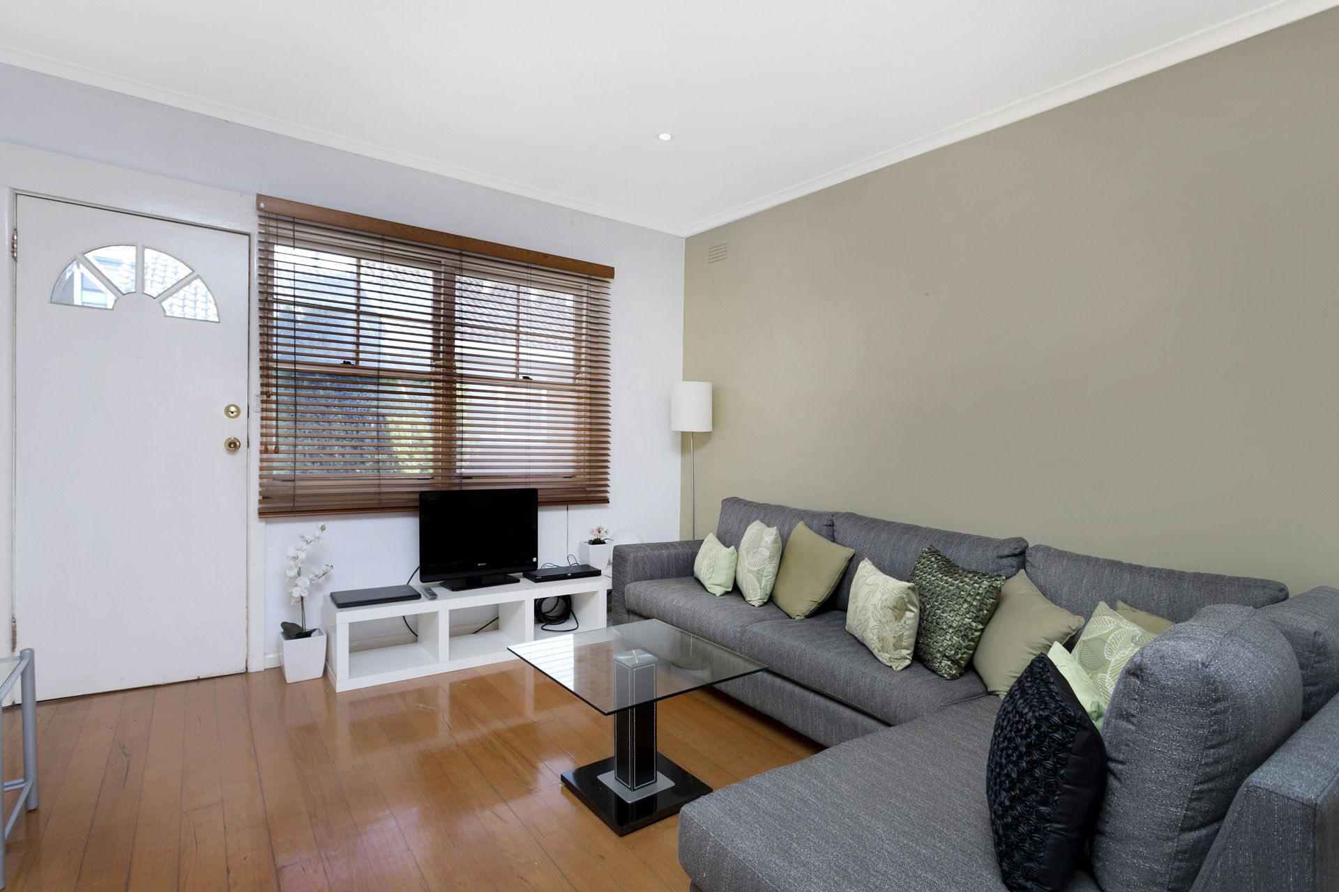 8/14 Busch Street, West Footscray - Thumbnail 3