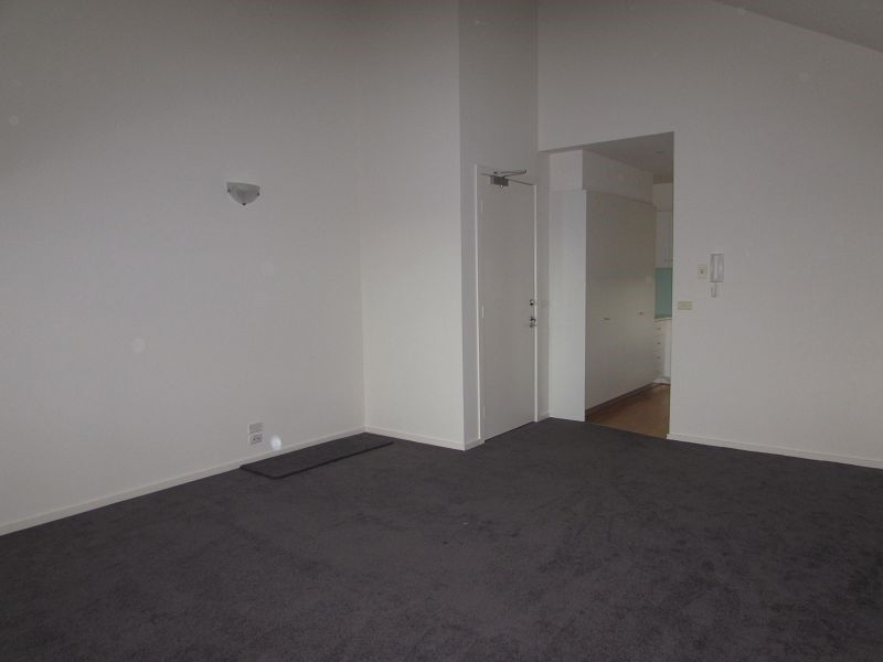 206/126 Carlisle Street, St Kilda East