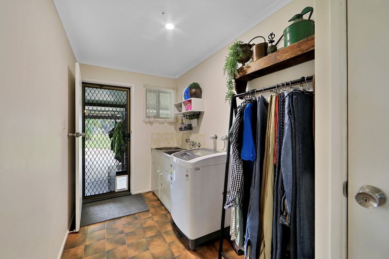 402 Quinns Road, MOORLAND Four Walls Realty