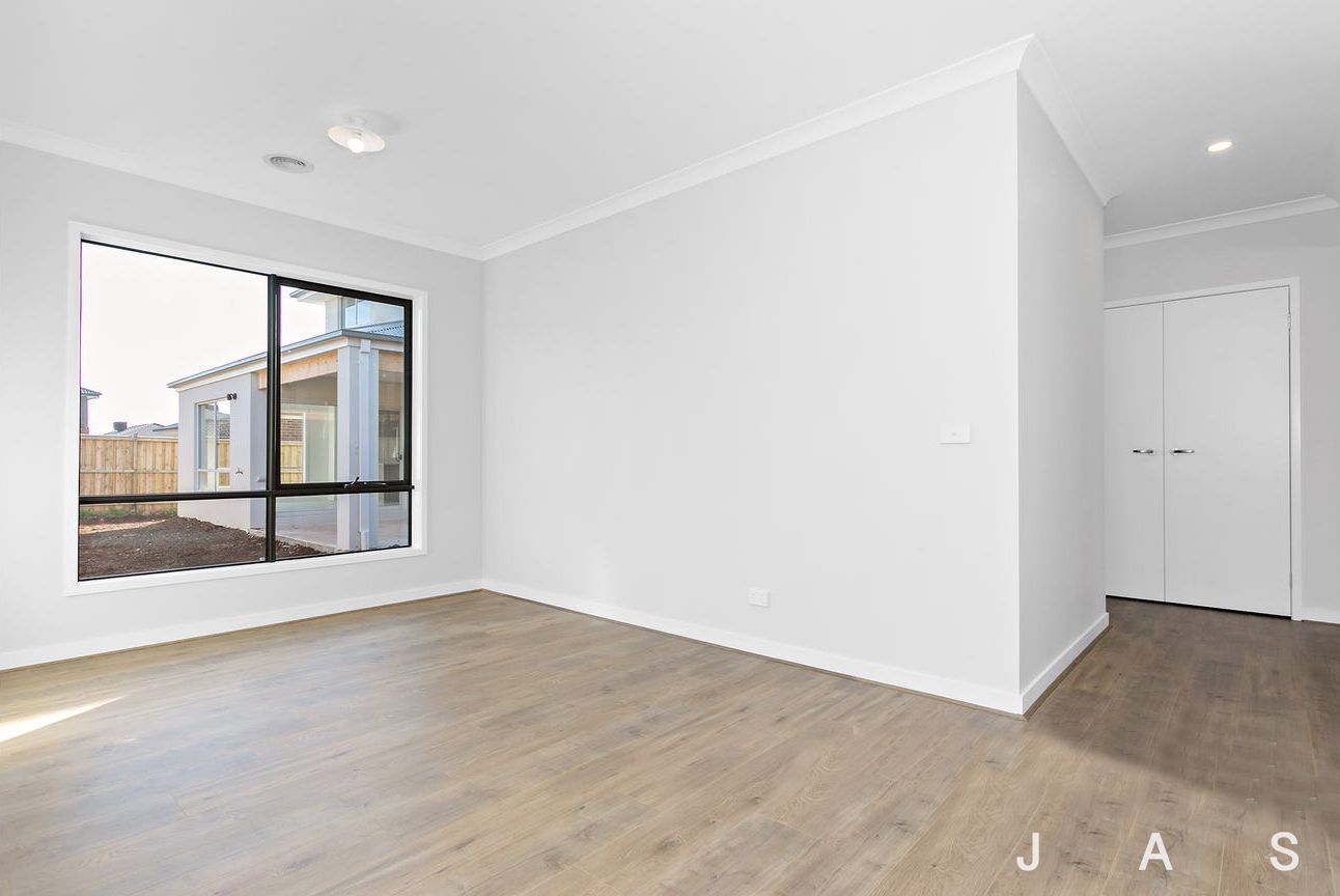 22 Wingfield Drive Thornhill Park VIC, Thornhill Park - Thumbnail 8