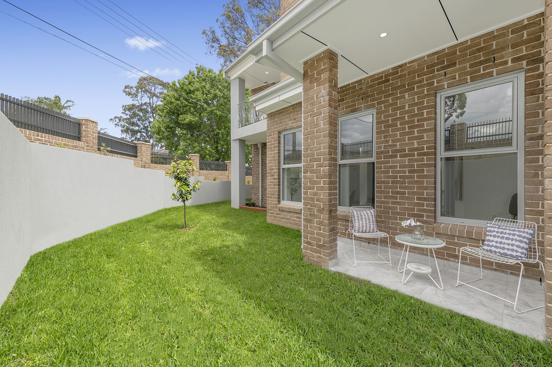 37 Donington Avenue, Georges Hall, Hall - Image 1