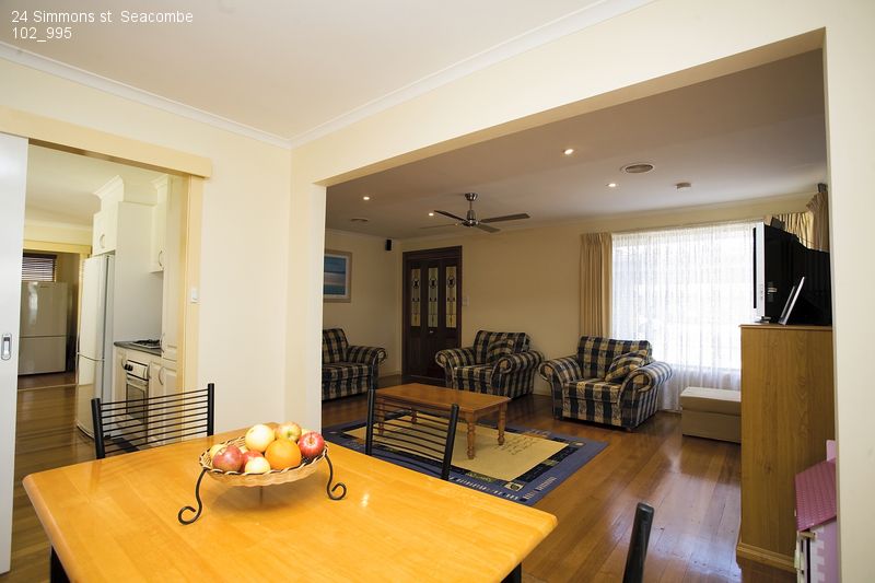 24 Simmons Drive, Altona - Thumbnail 3